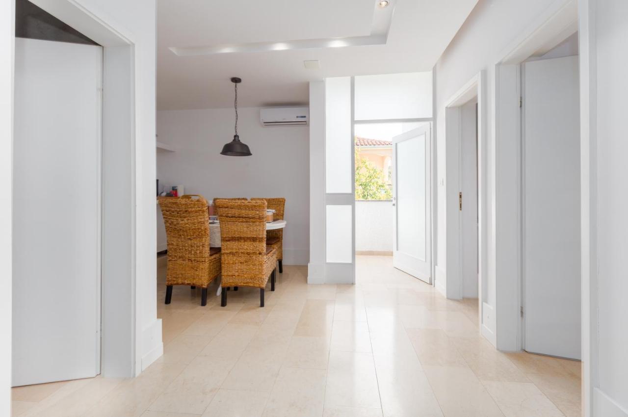 Apartments Bori ポレッチ エクステリア 写真